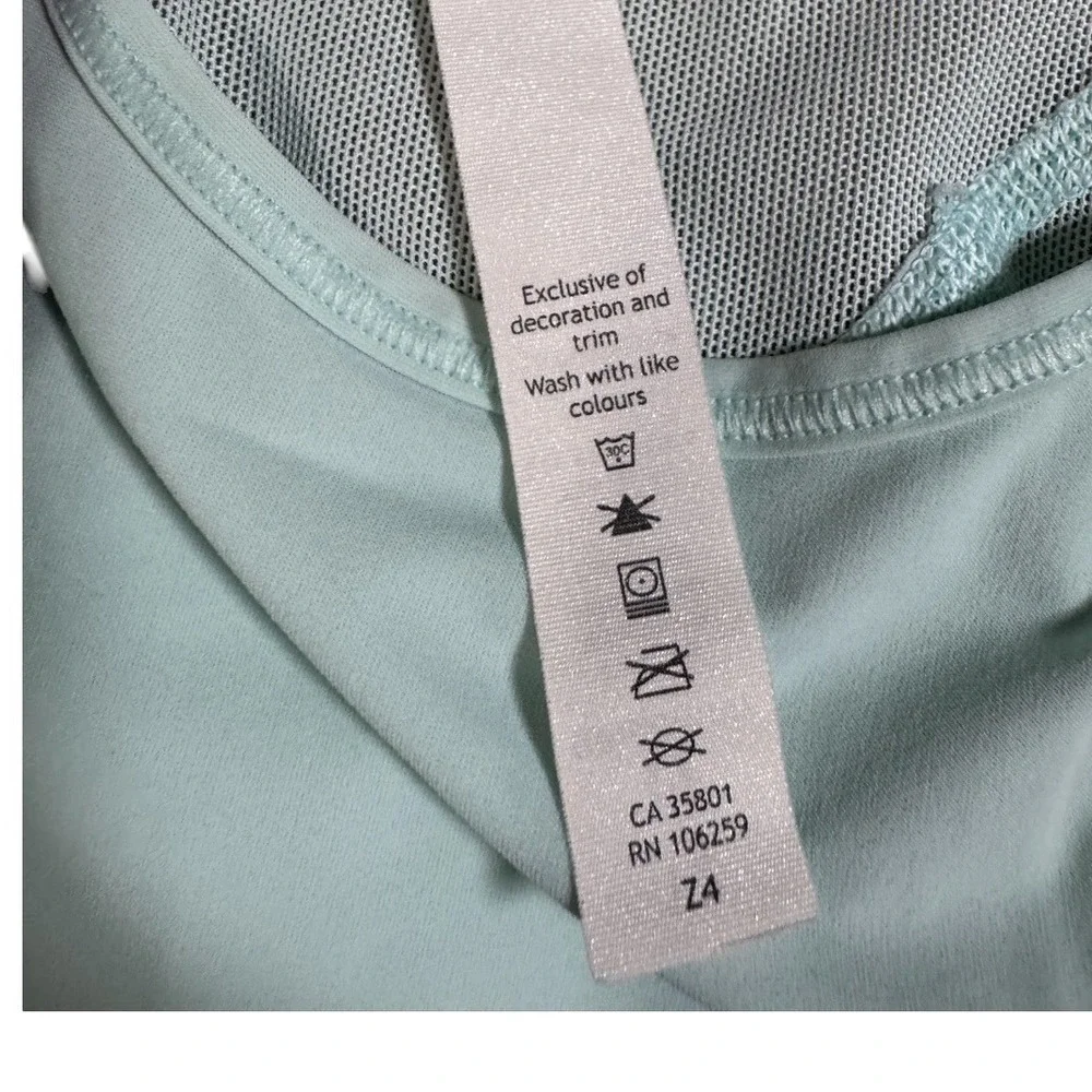 Lululemon Sculpt Tank Top Back Vent Icing Blue Size‎ 12 - Picture 7 of 7